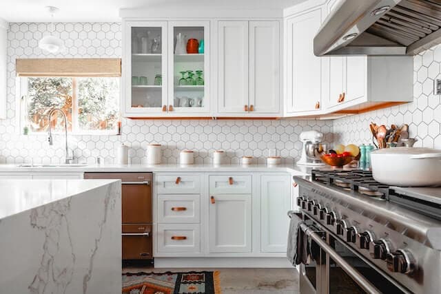 Traditional designs for kitchen fronts.